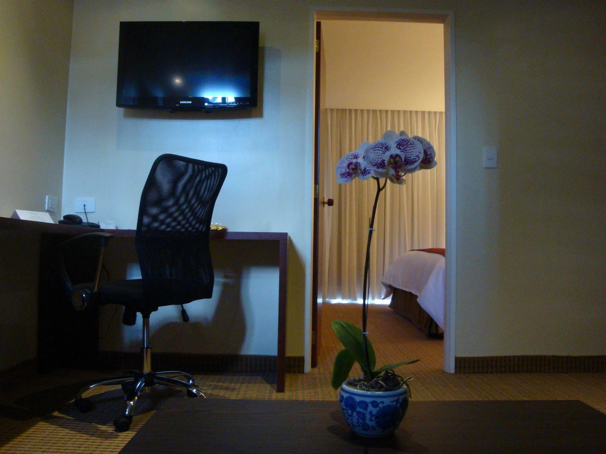 Continental Altamira Hotell Caracas Exteriör bild