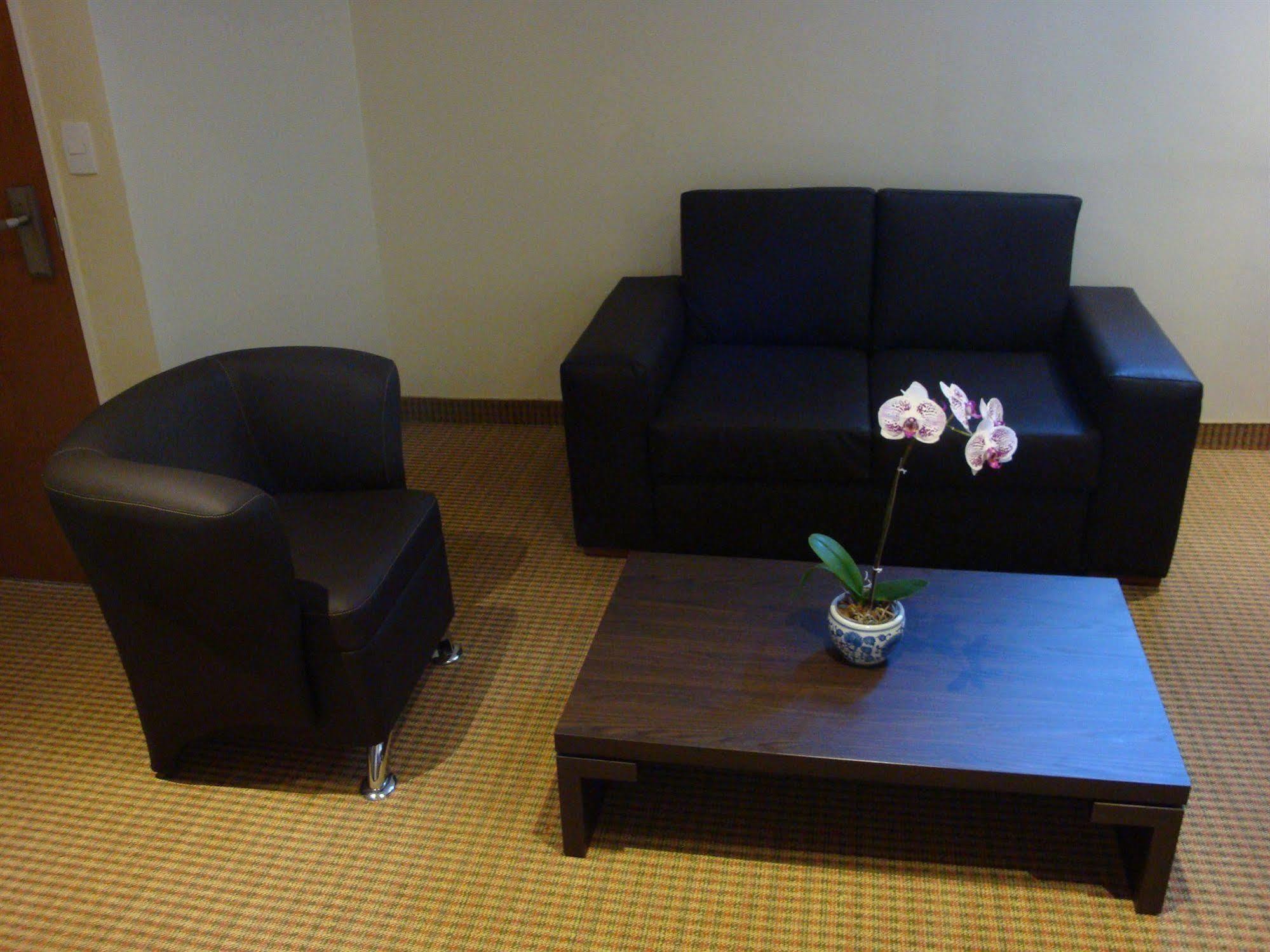 Continental Altamira Hotell Caracas Exteriör bild