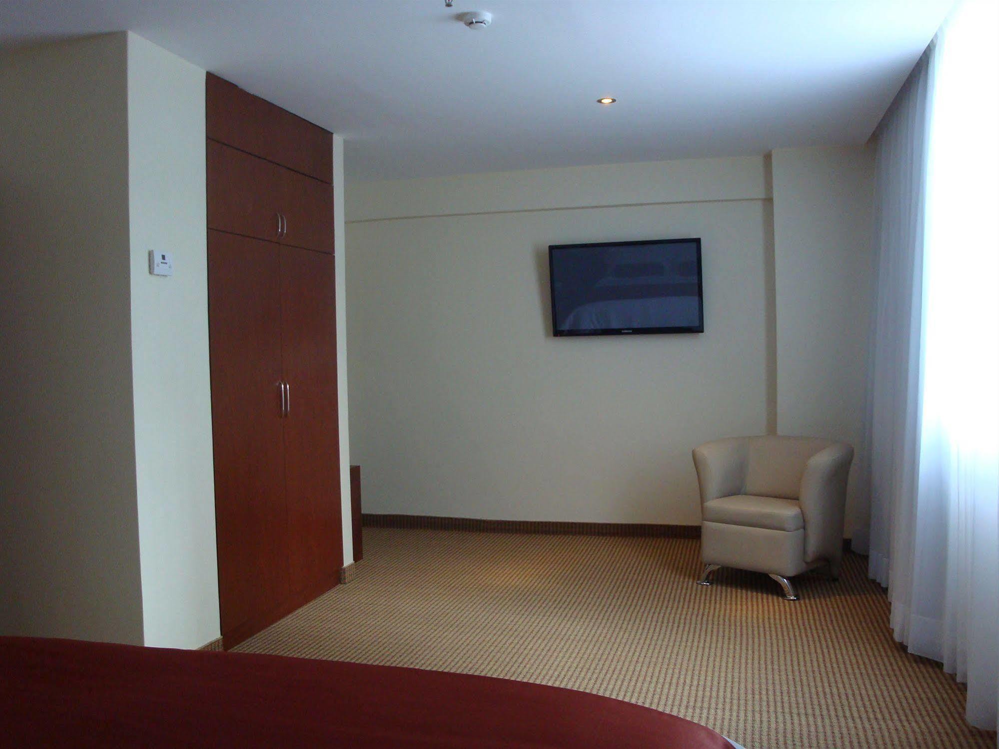 Continental Altamira Hotell Caracas Exteriör bild