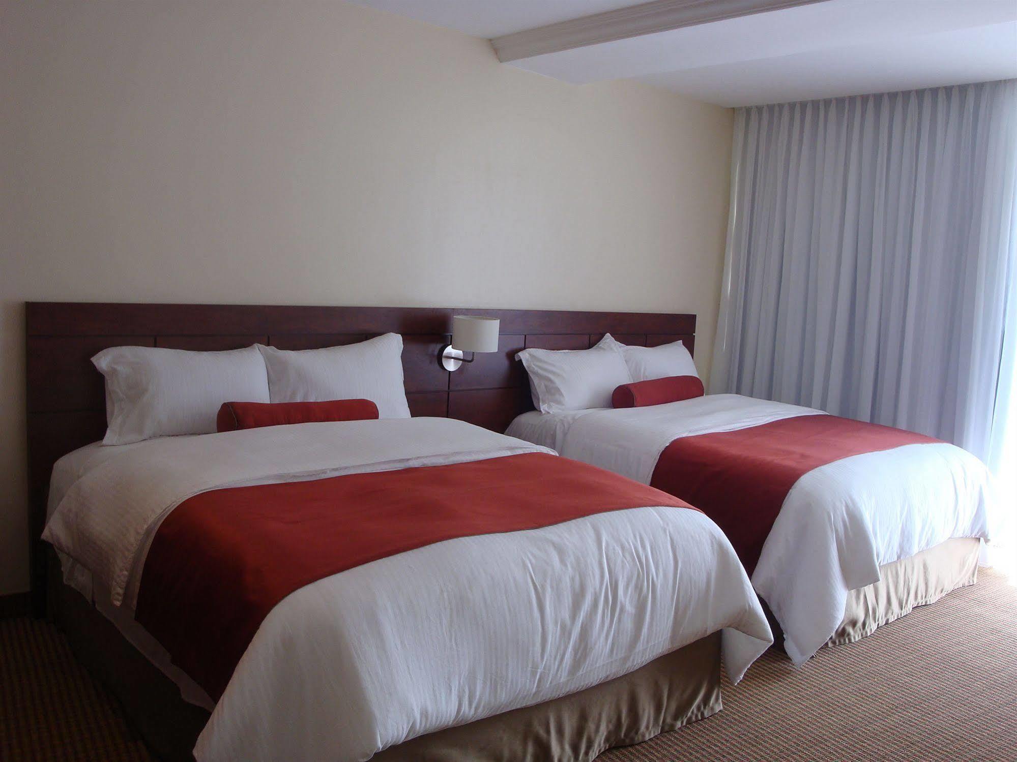 Continental Altamira Hotell Caracas Exteriör bild