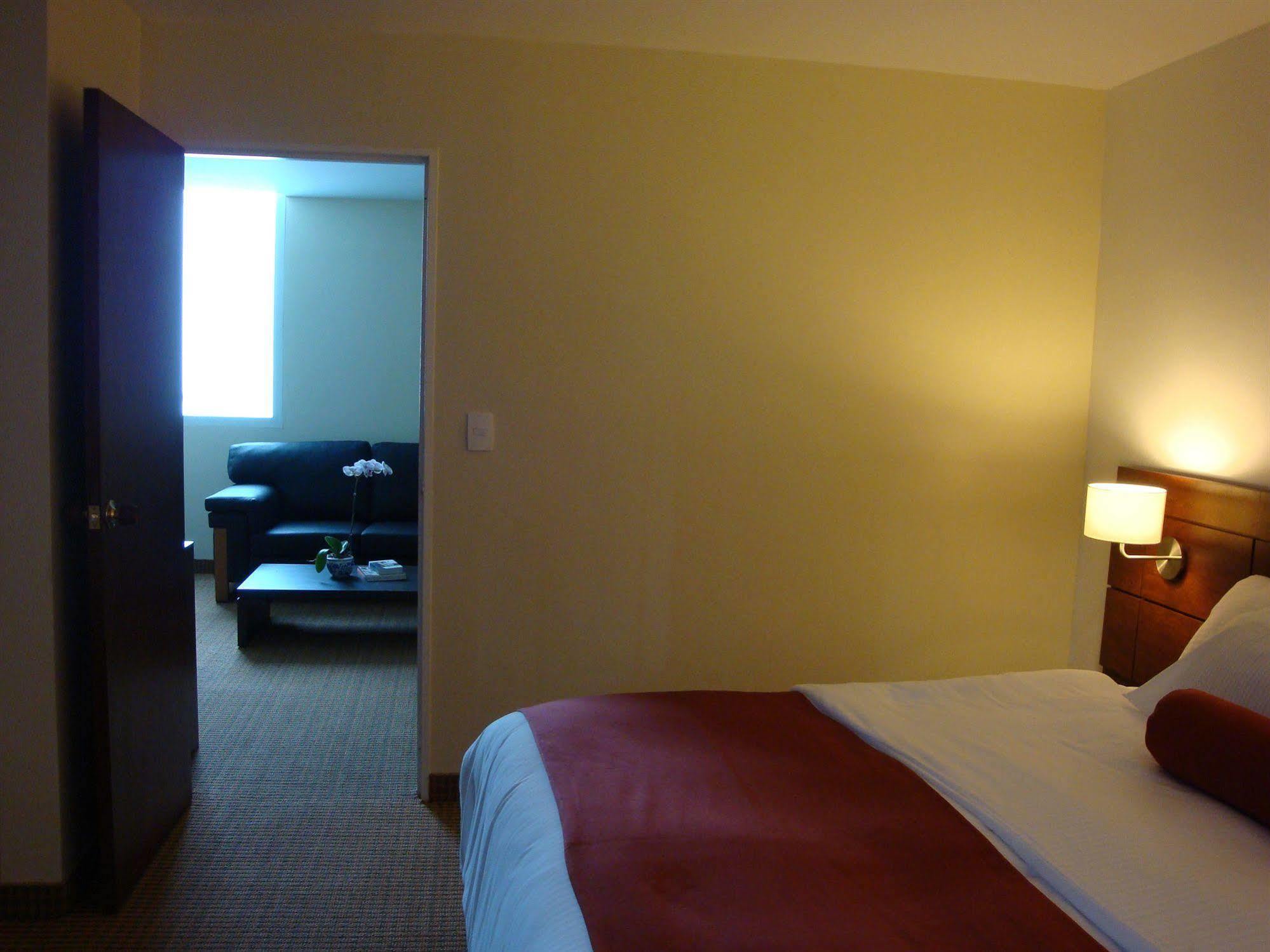 Continental Altamira Hotell Caracas Exteriör bild