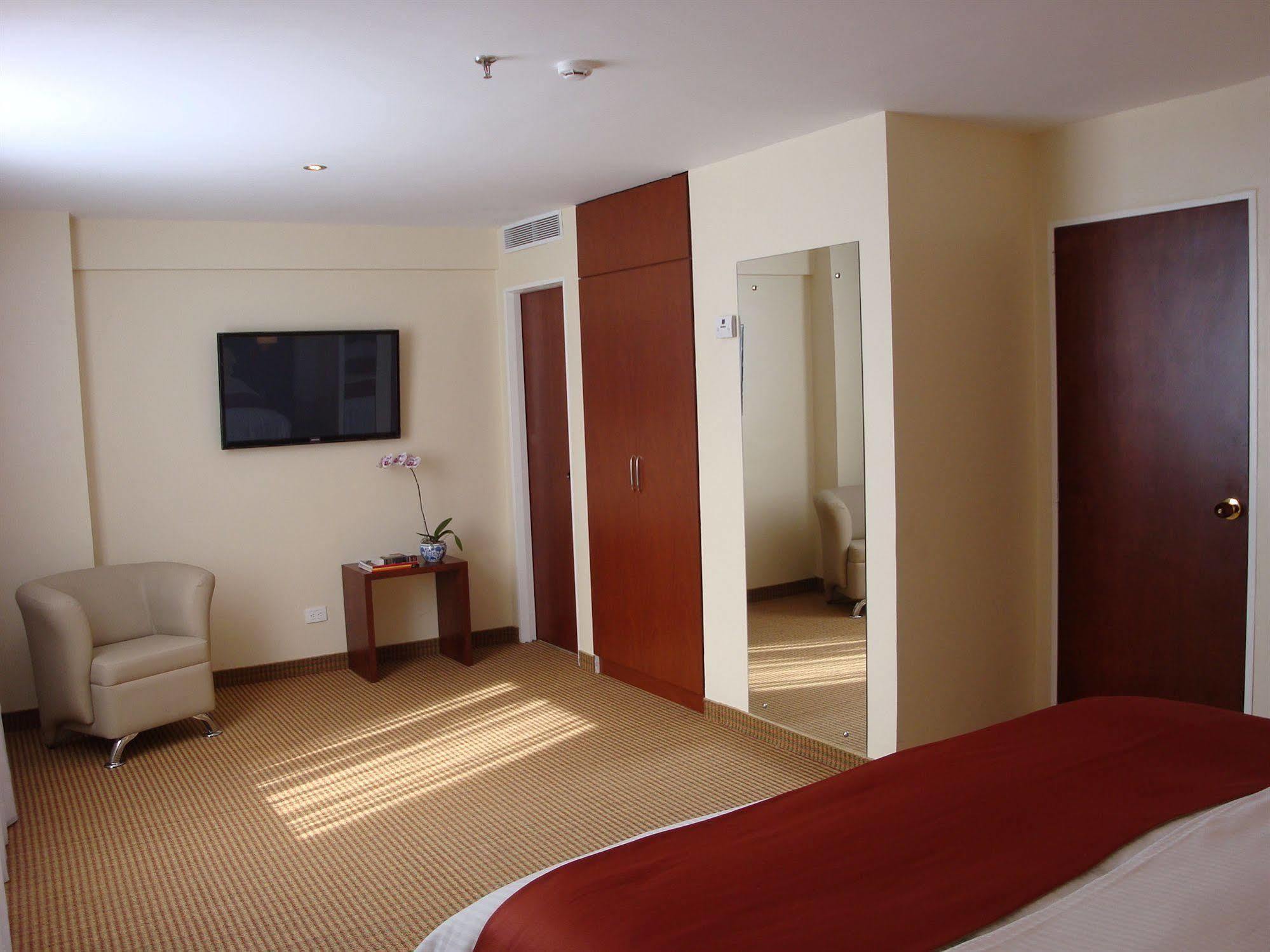 Continental Altamira Hotell Caracas Exteriör bild